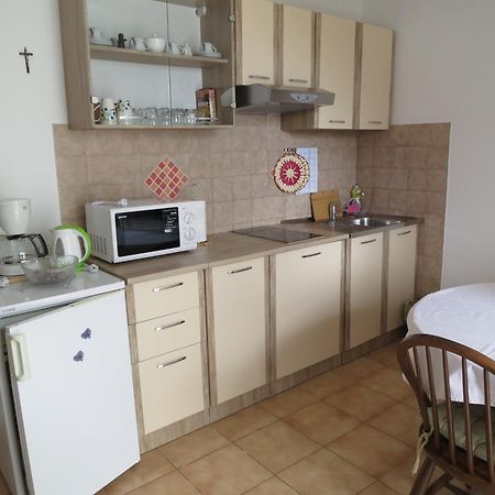 Apartment Josipa Malinska Bilik gambar