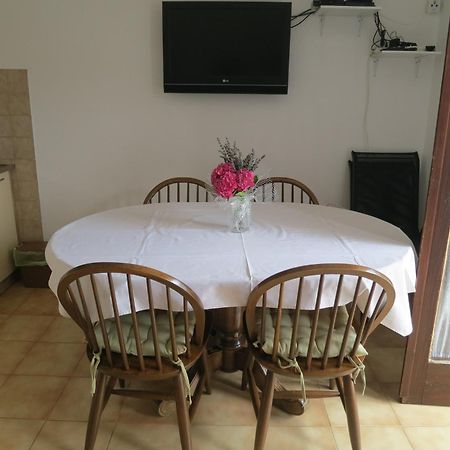 Apartment Josipa Malinska Bilik gambar