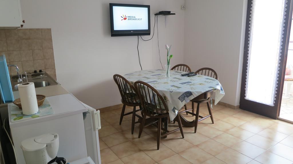 Apartment Josipa Malinska Luaran gambar